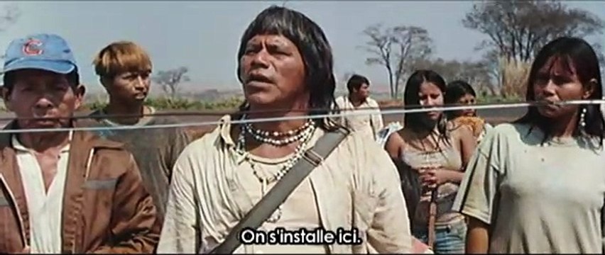 La Terre des hommes rouges Bande-annonce VO