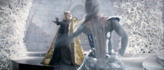 Le Chasseur et la reine des glaces - EXTRAIT VOST "Le combat contre Ravenna"