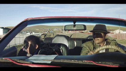 Les Racines du monde Bande-annonce VO