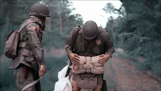 Lazy Company - saison 1 Bande-annonce VF