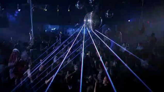 Teen Wolf Saison 2 BONUS Montage torse-nu