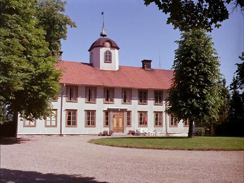 Hugo et Josephine - EXTRAIT VF "L'arrivée d'Hugo"