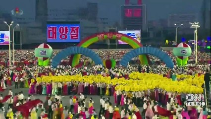 Kim İl-sung'un 110. doğum günü törenle kutlandı