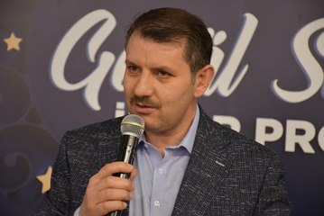 Yetim çocuklara iftar verildi