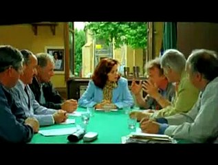 Camping à la ferme Bande-annonce VF