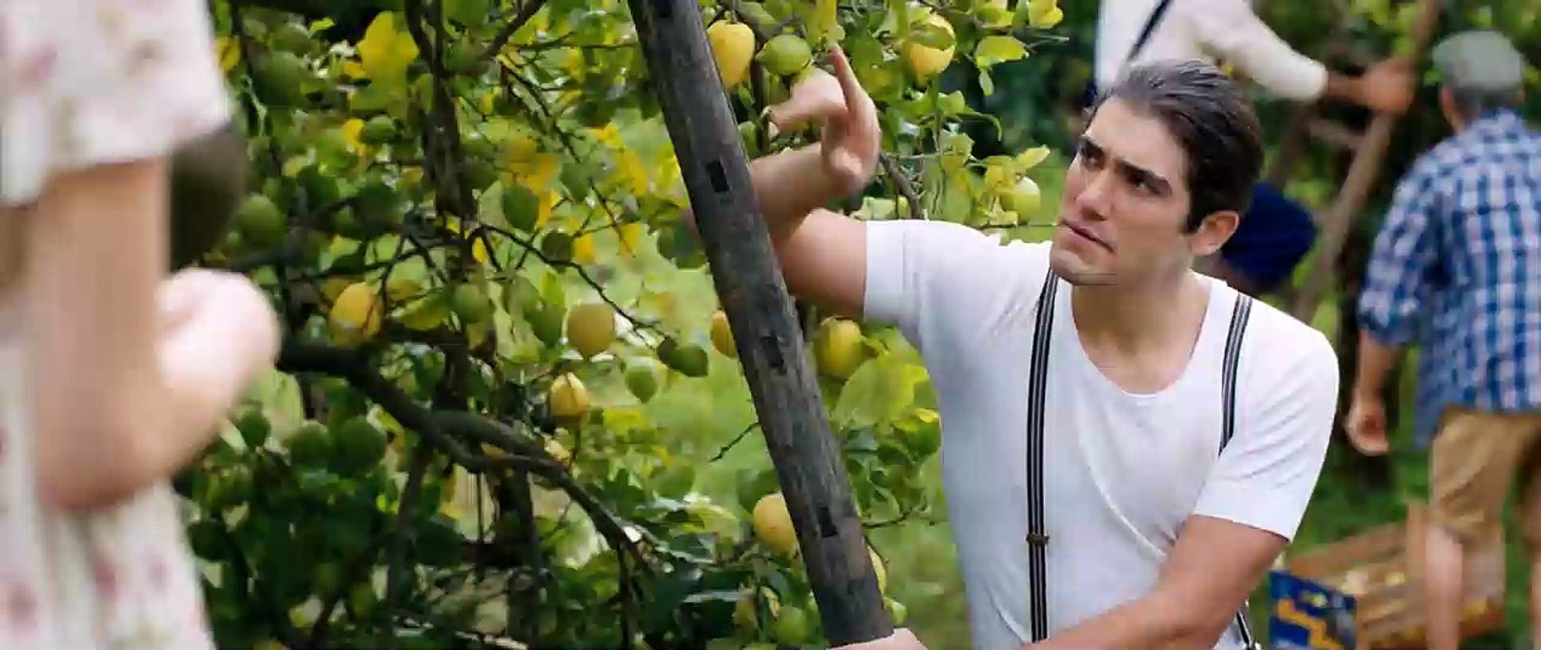 TINI – La nouvelle vie de Violetta - EXTRAIT VF "Le citronnier"