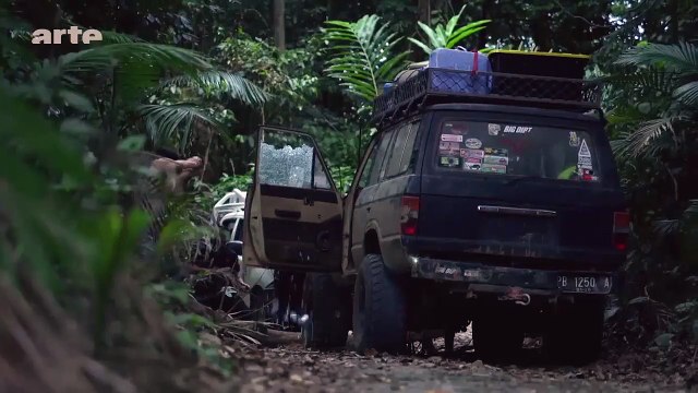 The Code - saison 2 Bande-annonce VO