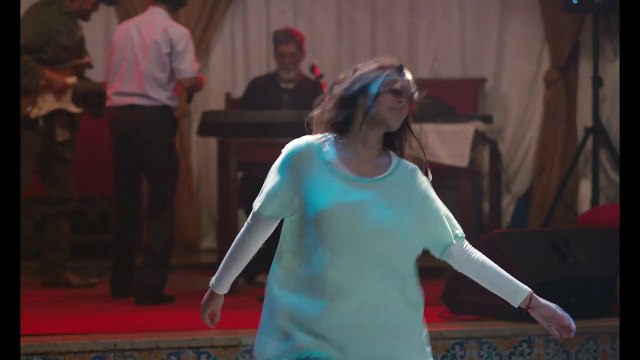 En attendant les hirondelles EXTRAIT VOST Danse