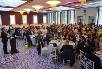 Kütahya'da yetim çocuklara iftar verildi