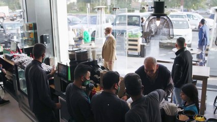 إهانة رجل عجوز أمامك في مطعم لأنه لا يجيد القراءة فهل ستتركه؟ غداً الساعة 6:45 بتوقيت بغداد على MBC العراق