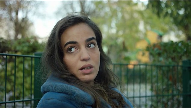 De bas étage Bande-annonce VF