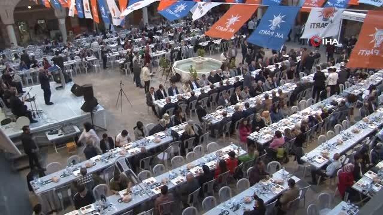 TBMM eski Başkanı Bülent Arınç: "Sıkıntıları biliyoruz bunu çözecek yine AK Parti'dir"