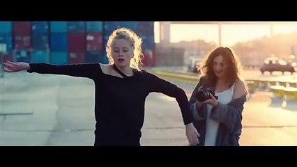 Sauvages Vidéo clip VF