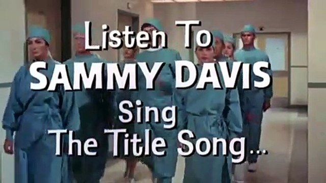 Jerry chez les Cinoques Bande-annonce VO