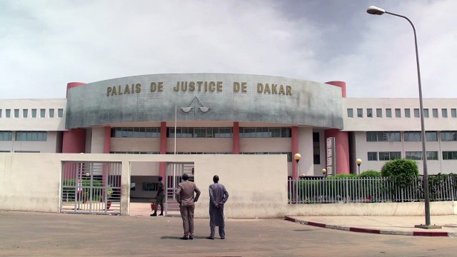 Hissein Habré, une tragédie tchadienne - EXTRAIT Le palais de justice de Dakar