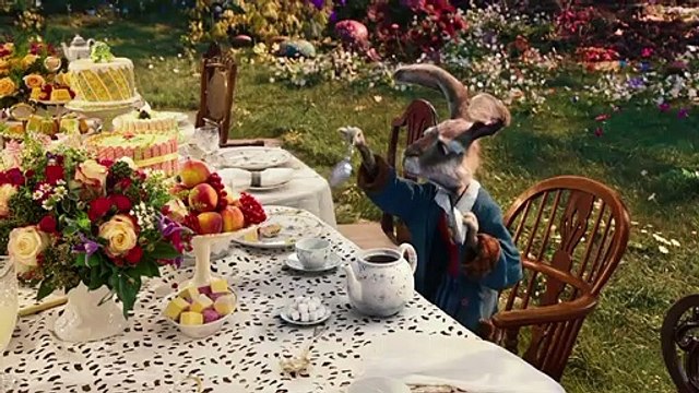 Alice de l'autre côté du miroir - Teaser VO Mais où passe donc le temps ?