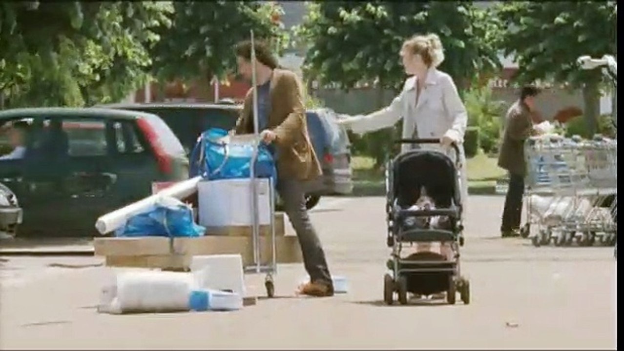 Tellement proches Bande-annonce VF