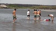 Veraneantes visitan Playa Azul en el Municipio de Nagarote León