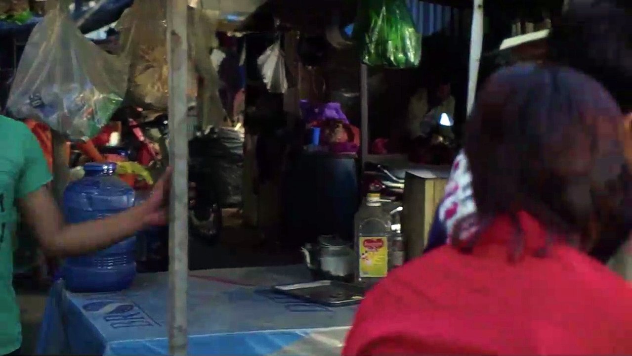 Diamond Island - EXTRAIT VOST "La fête foraine"