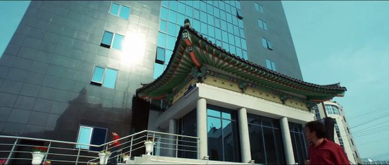 Premier amour Bande-annonce VF