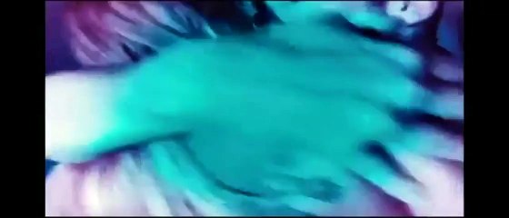 Ils appellent ça l'été Bande-annonce VO