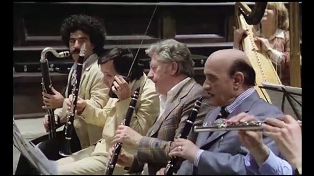 Fellini - Les Clowns et Répétition d’orchestre Bande-annonce VO