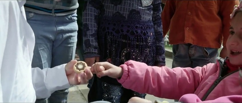 Bigger Than Us EXTRAIT VO Les idées