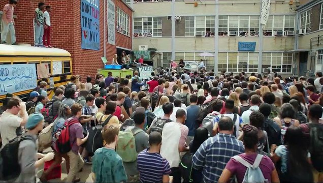 Combat de profs Bande-annonce (2) VF