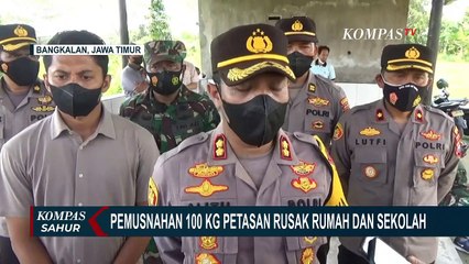 Скачать видео: Rumah dan Bangunan Sekolah Rusak Terdampak Ledakan Pemusnahan 100 KG Petasan Hasil Sitaan!