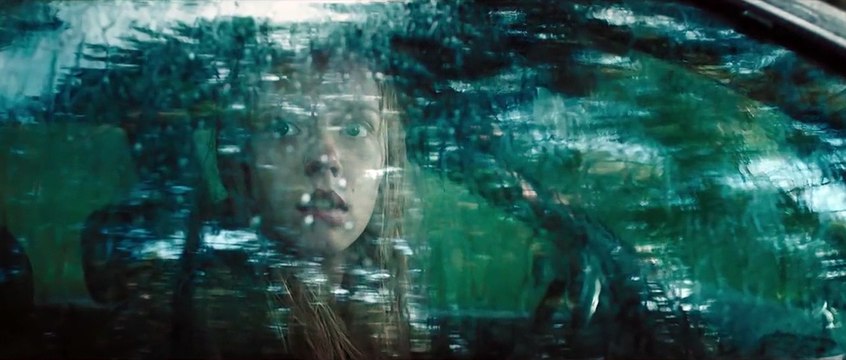 Mermaid, le lac des âmes perdues EXTRAIT VF Panne en forêt