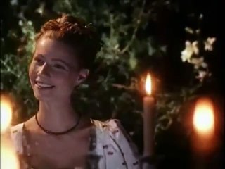 Emma l&#039;entremetteuse Bande-annonce VO