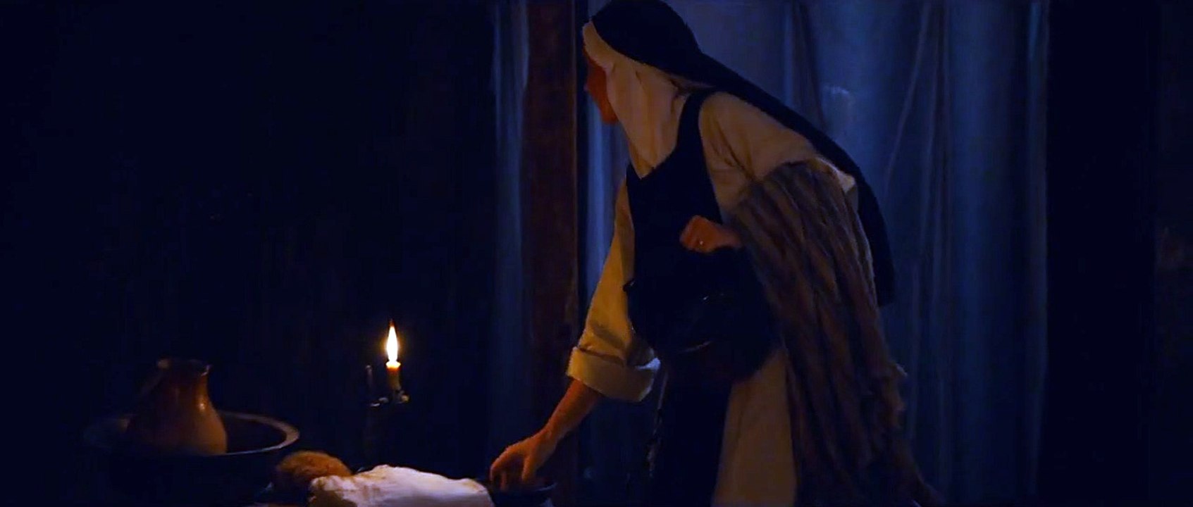 Benedetta EXTRAIT VO "Le bain"