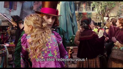 Alice de l&#039;autre côté du miroir - EXTRAIT VOST "Rencontre avec le chapelier"