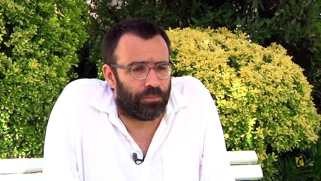 Je suis à toi : la trajectoire d'un prostitué, loin des clichés