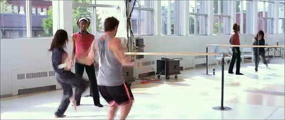 Sur le rythme - Dance on the beat Bande-annonce (2) VF