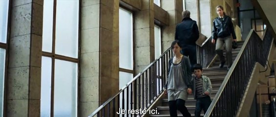 L'Etrangère Bande-annonce VO