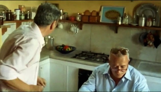 Le Déjeuner du 15 août Extrait vidéo VO