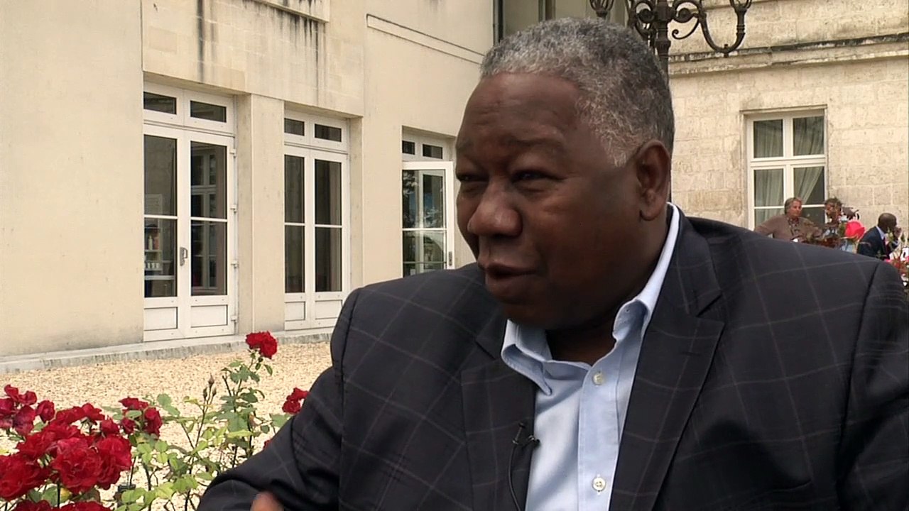 "J'attends le jour où il y aura des films de science-fiction en Afrique !"