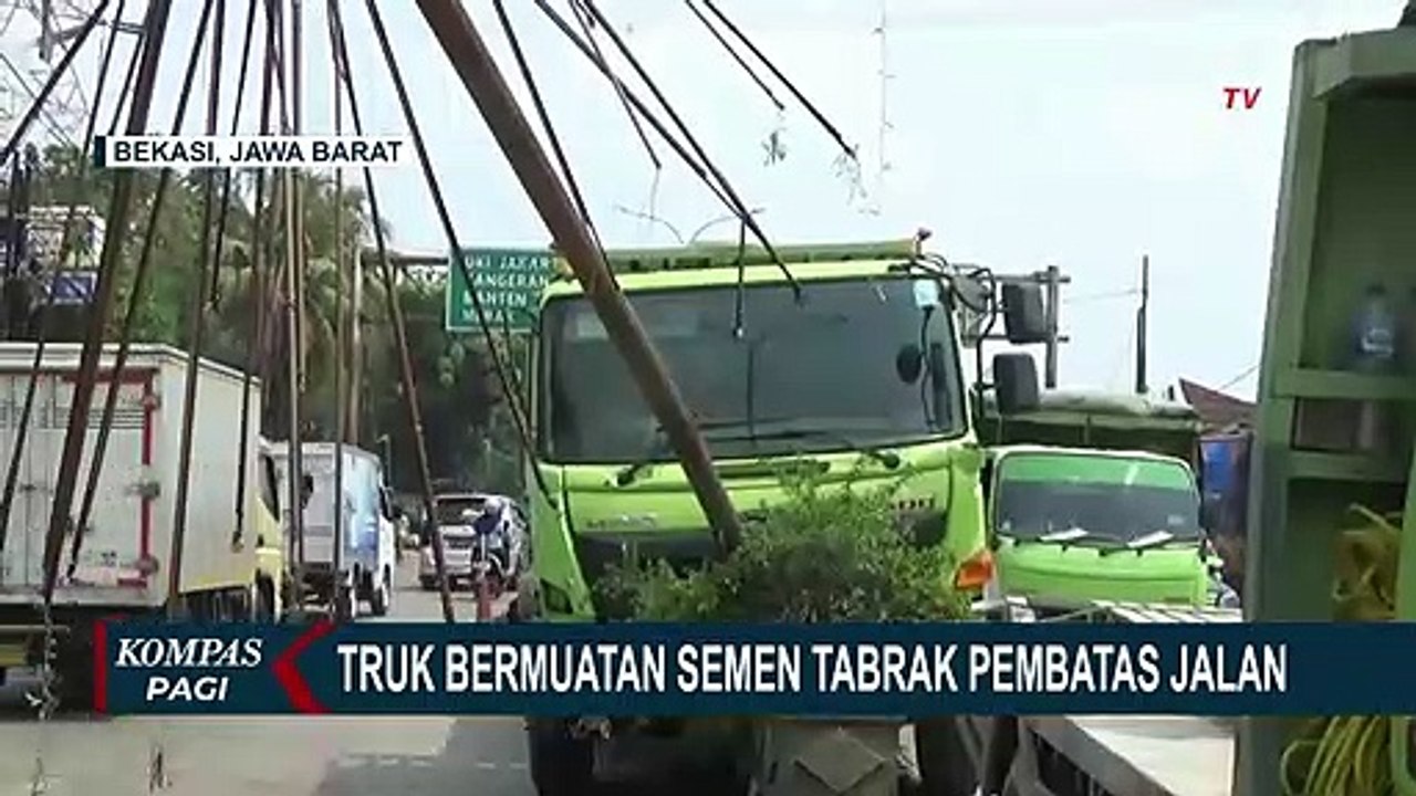 Sopir Kaget saat Ada Motor Menyalip, Truk Pengangkut Semen Tabrak Pembatas Jalan di Tambun!