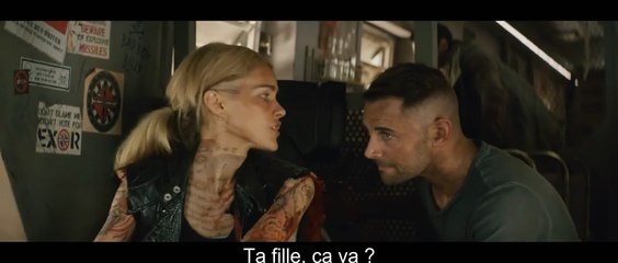 Osiris, la 9ème planète EXTRAIT VO "Poursuivis"