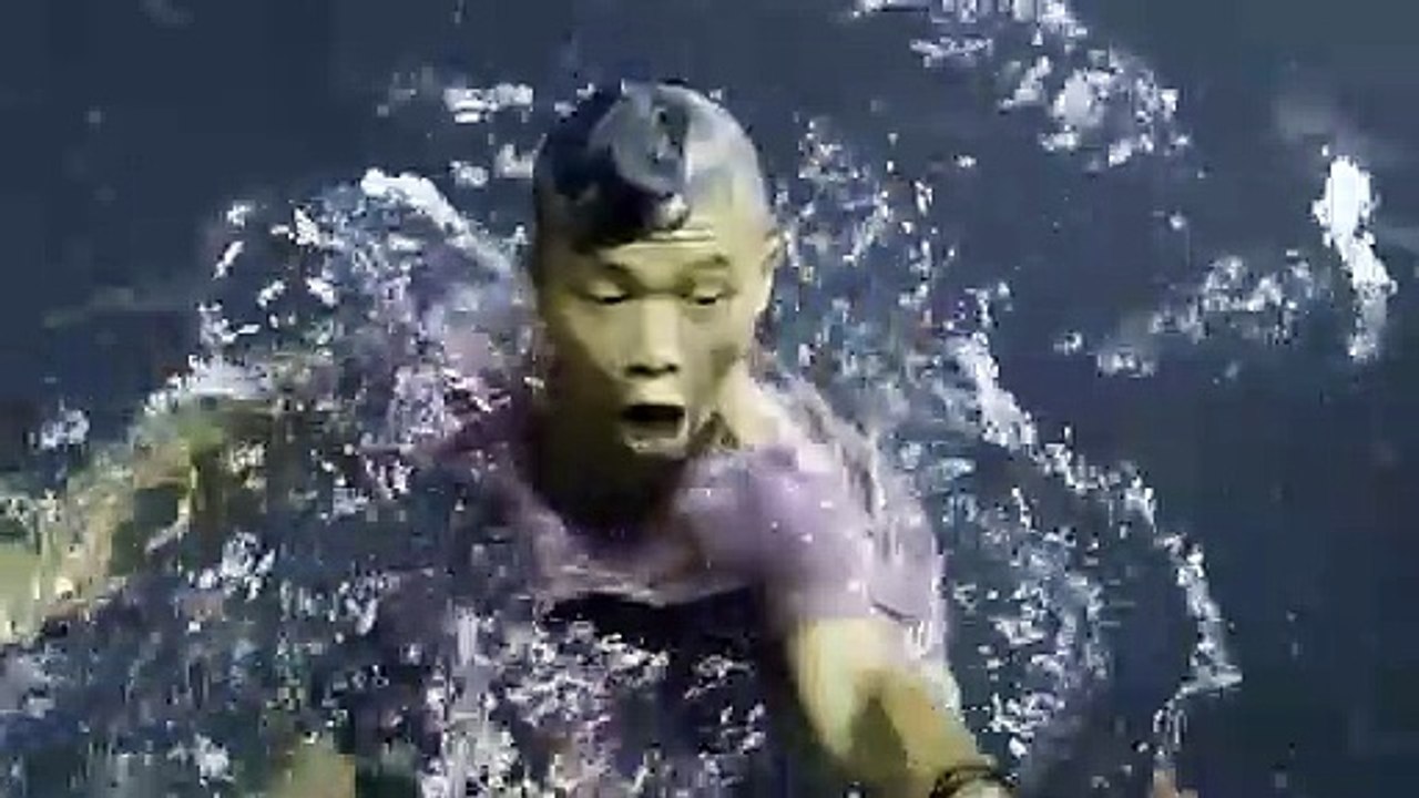 Deep Water Bande-annonce VO