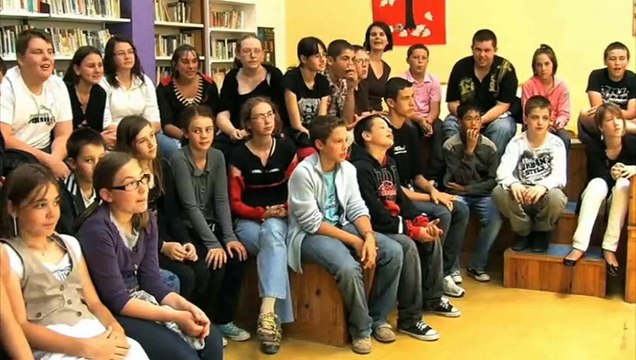 Bernard ni dieu ni chaussettes Bande-annonce VF