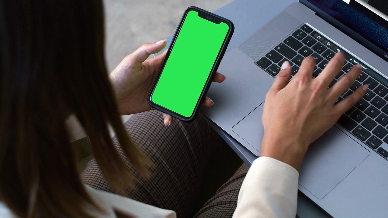 copying-from-a-cell-phone-to-the-computer-42630