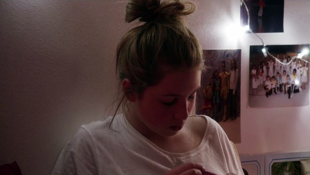 Kiss & Cry EXTRAIT Confidences entre sœurs