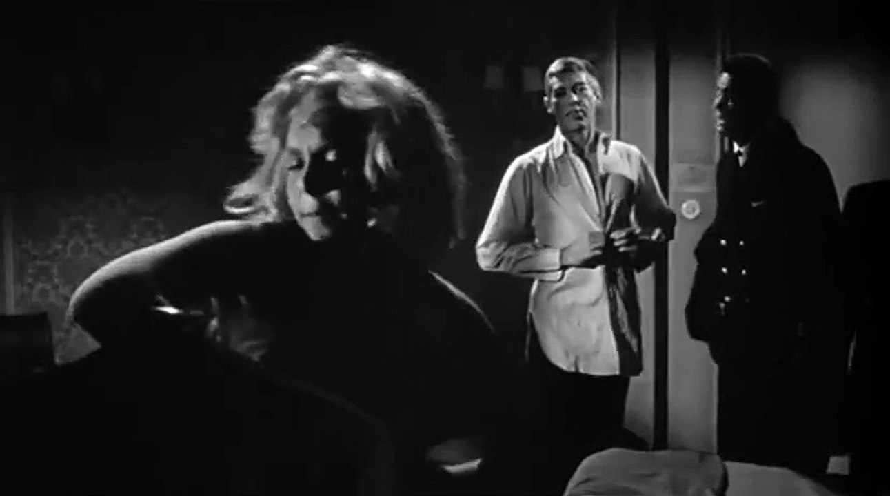 Les Jeux de l'amour et de la guerre Bande-annonce VO