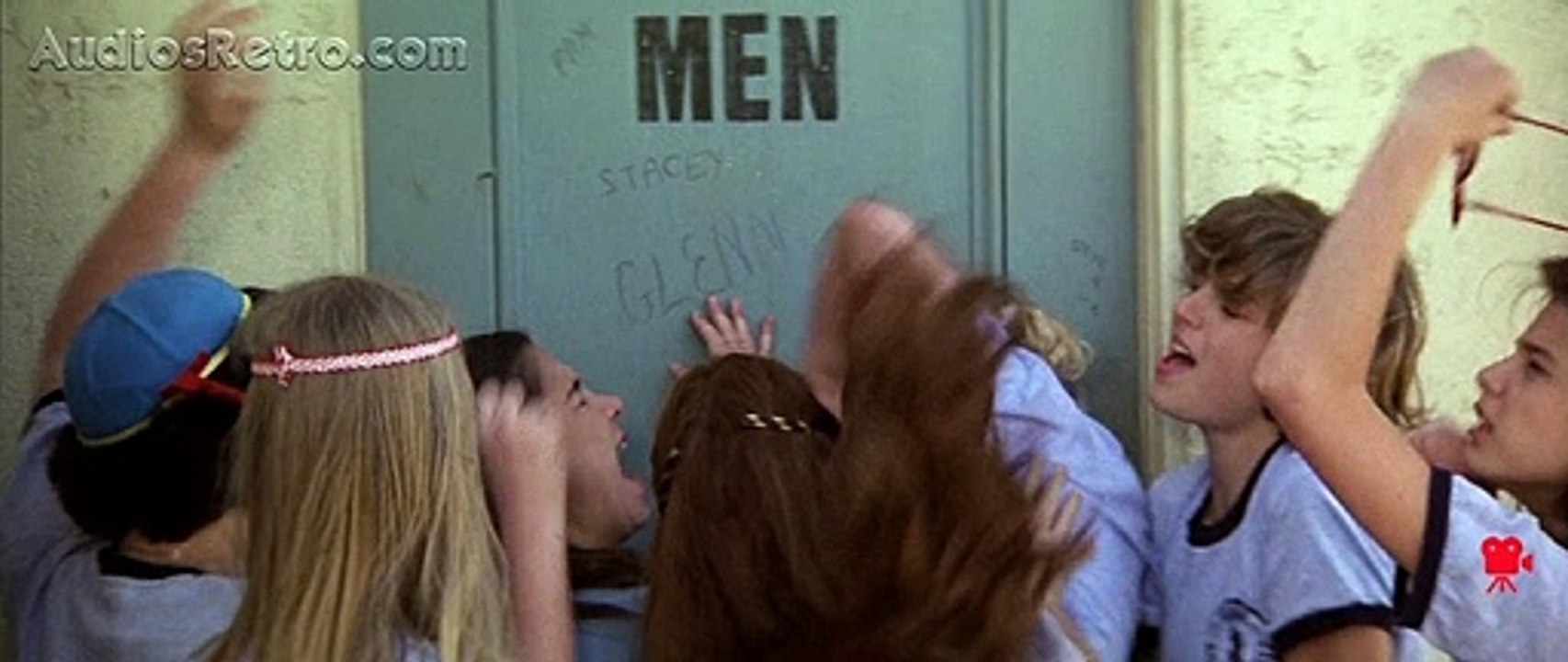 Little Darlings (1980) - Doblaje latino