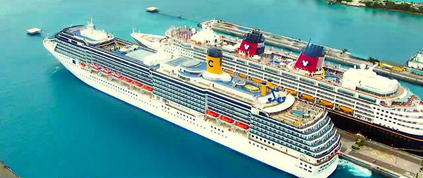 Bienvenue à bord Teaser (2) VF