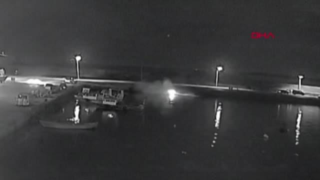 Son dakika... İSTANBUL-ARNAVUTKÖY'DE DENİZE UÇAN HAFİF TİCARİ ARAÇ KAMERADA