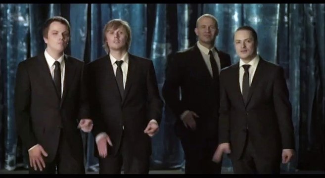 Happy, Happy Bande-annonce VO