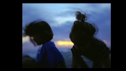 Post Tenebras Lux Bande-annonce VF